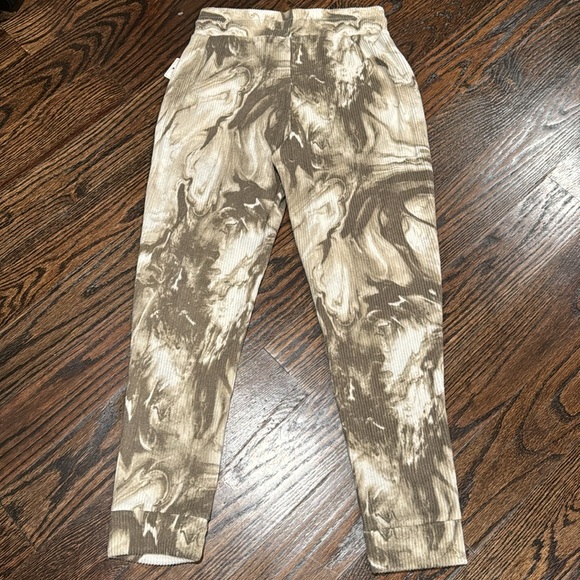 **NWT** Ribbed Tie Dye/Swirly Joggers - Picture 3 of 6
